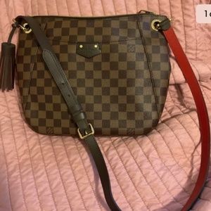 Louis Vuitton South Bank Besace Crossbody